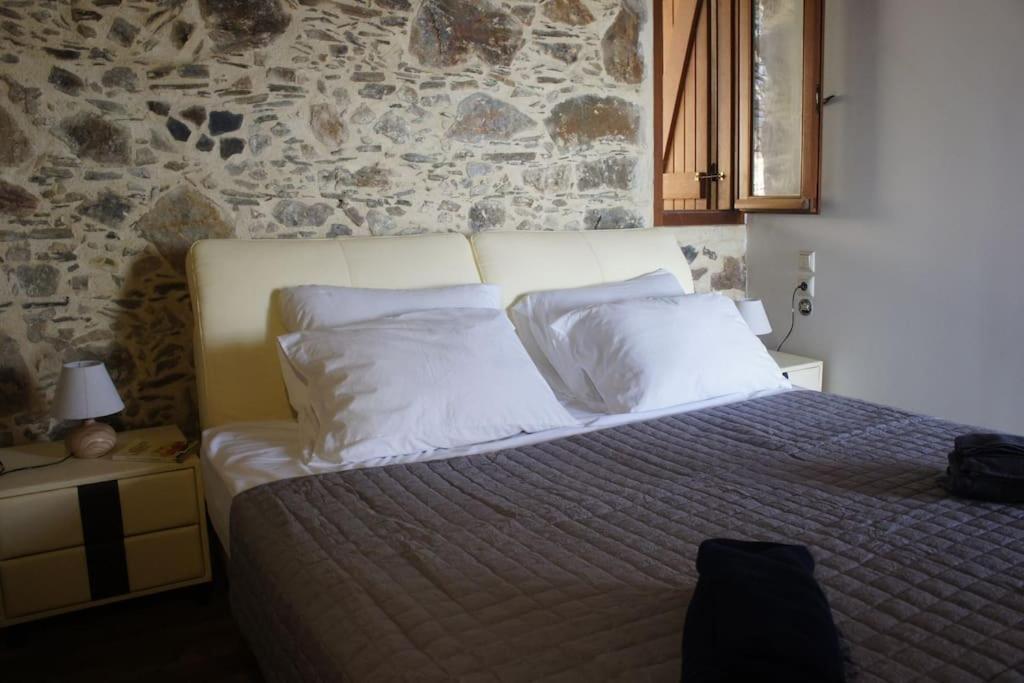 Alegria Stone House Villa Amigdhalokefali ภายนอก รูปภาพ
