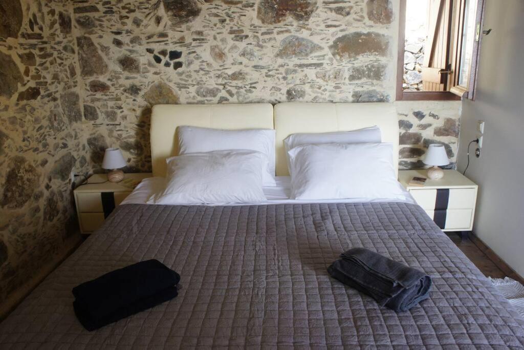 Alegria Stone House Villa Amigdhalokefali ภายนอก รูปภาพ